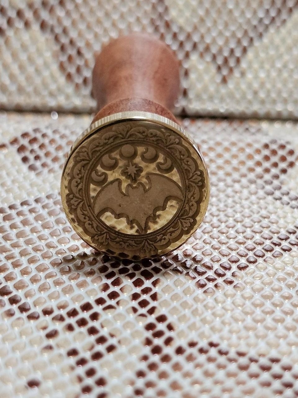 BNIB Brass Bat Seal Wax Stamp with Wooden Handle - Brown